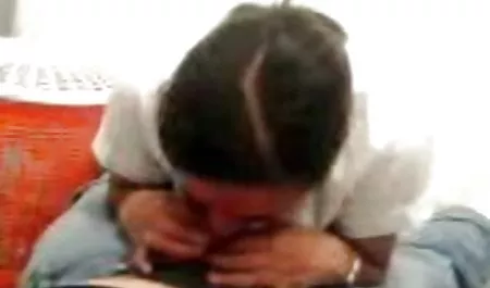 امرأة سمراء حلوة فلم جنس عربي تمتص يعني الديك