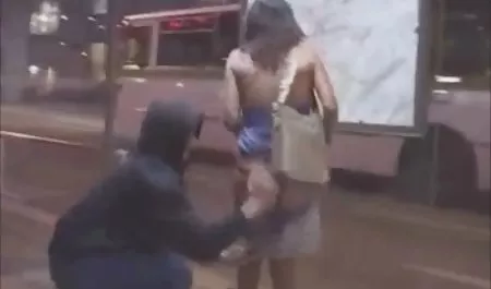 يتم حفر الكسيس آدمز جنس عربي فلم وحتى في فمها