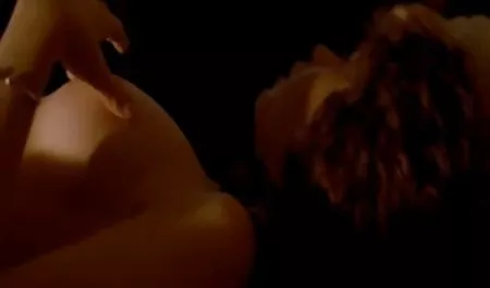 لعق سكس عربي افلام جنس ساقيها والحصول على مارس الجنس