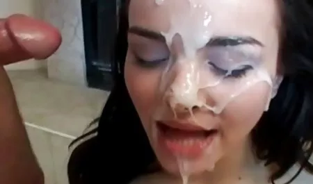 جبهة مورو جوليا الجنس العربي افلام آن أوتاد الصبي لعبة في بلده الأحمق الصغير
