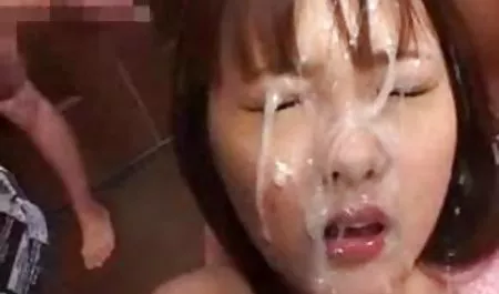 فتاة جميلة في الدانتيل سكس عربي ساخن جنس افلام الأبيض الجنس موانئ دبي